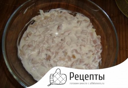 1495180100_salat-iz-kopchenoy-grudki-i-koreyskoy-morkovi-4