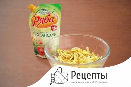 1495183749_salat-s-kurinoy-grudkoy-i-yaytsom-6