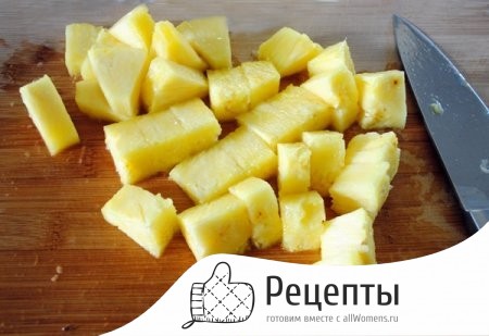 1489689308_salat-s-ananasami-i-kopchenoj-kuricej-8