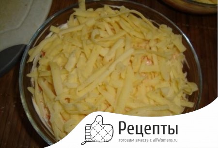 1495180068_salat-iz-kopchenoy-grudki-i-koreyskoy-morkovi-8