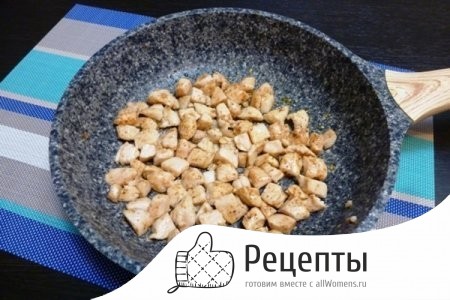 1495182849_salat-s-kurinoy-grudkoy-i-bolgarskim-pertsem-4