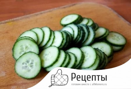 1504773088_salaty-iz-ogurtsov-i-pomidorov-na-zimu-bez-sterelizatsii-10