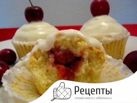 1382693824_almond-cherry-cupcakes